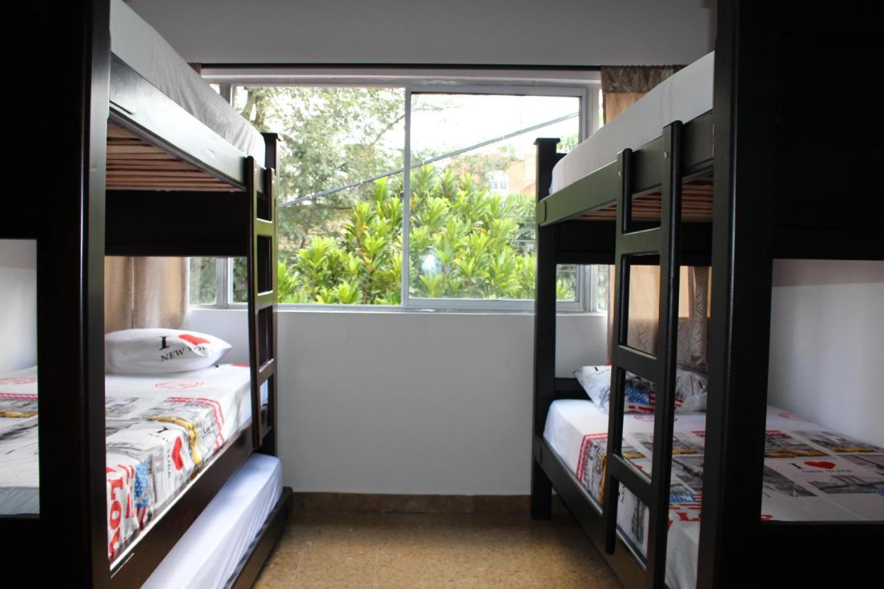 Casa Estadio Medellin ! Apartamentos Renovados En Excelente Ubicacion Laureles Estadio Buitenkant foto
